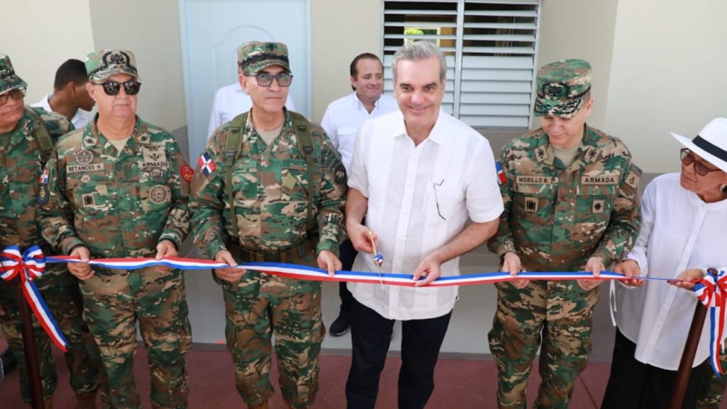 Presidente Abinader inaugura destacamento Comando Sur