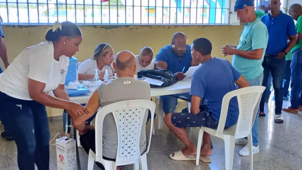 vacunación en centros penitenciarios