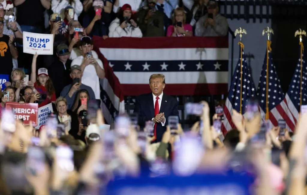 El expresidente de EE.UU. Donald J. Trump durante un acto de campaña en Conway, Carolina del Sur (EE.UU.)