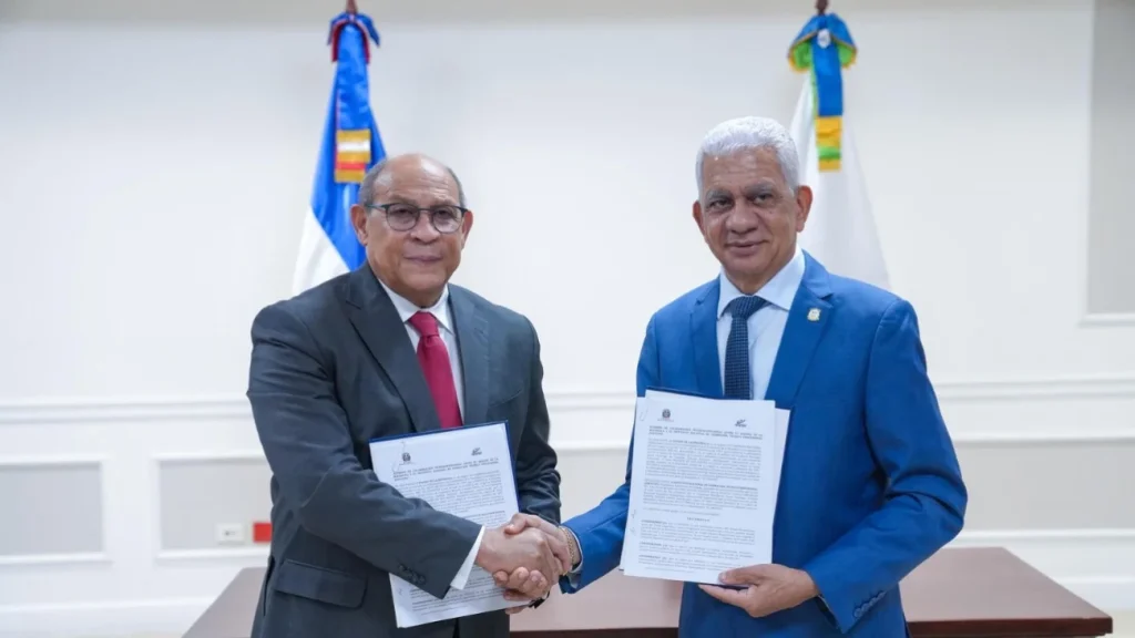 Senado e Infotep