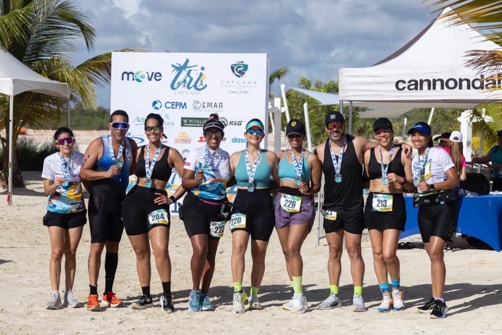 Más de 270 atletas brillan en el Tri Cap Cana 2025