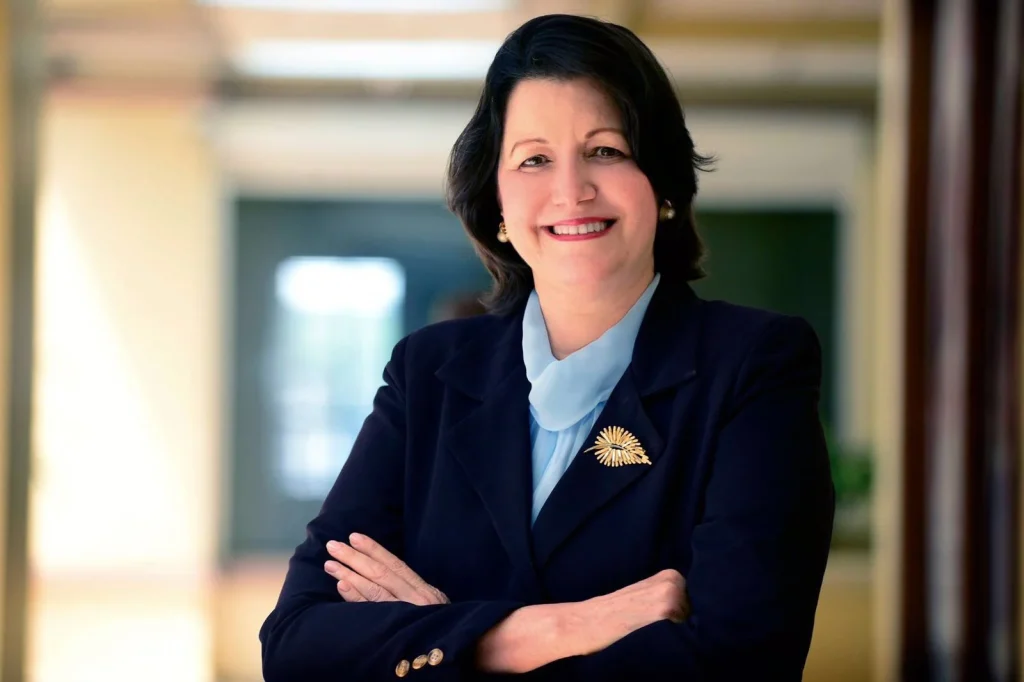 Dra. Aura Celeste Fernández Rodríguez