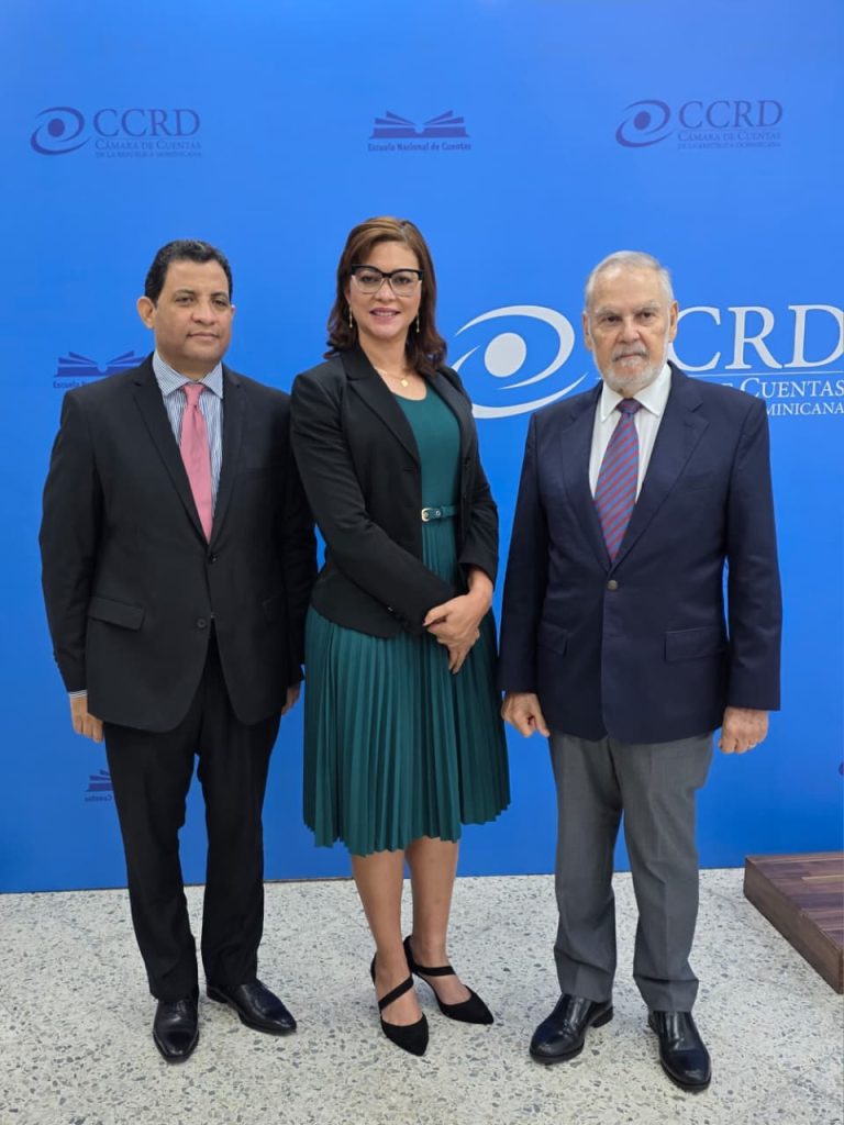 Cámara de Cuentas y SISALRIL socializan impacto de la seguridad social en la ciudadanía