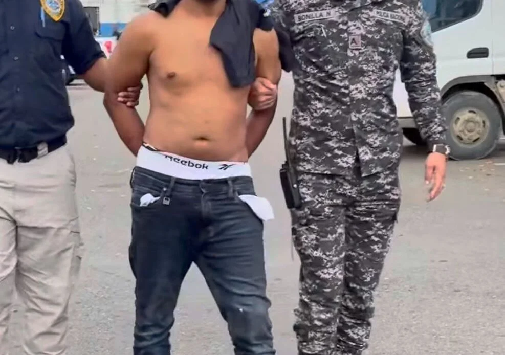 Detienen al presunto autor de incidente violento en la UASD que dejó dos heridos Detienen