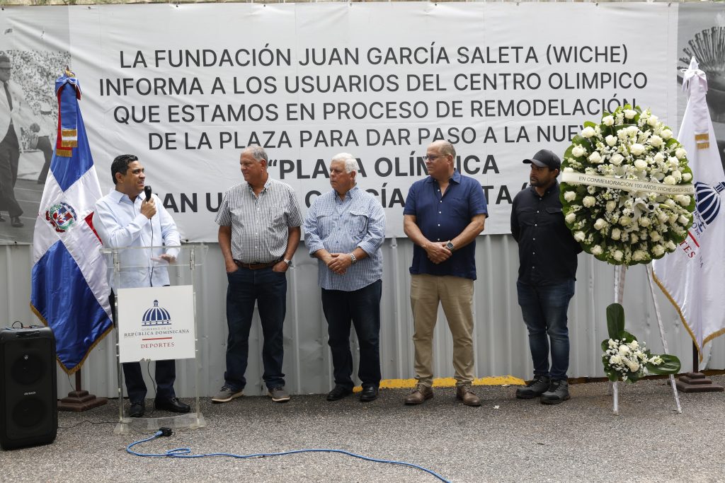 Kelvin Cruz rinde homenaje póstumo a Wiche García Saleta en centenario de natalicio