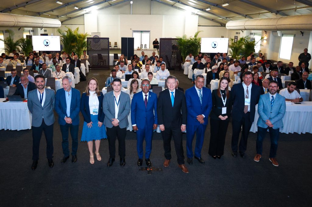 RD concluye seminario sobre técnicas avanzadas de pavimentos aeroportuarios
