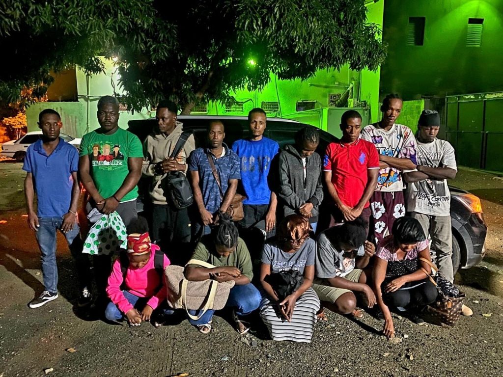 Ejército apresa 19 haitianos indocumentados en Dajabón