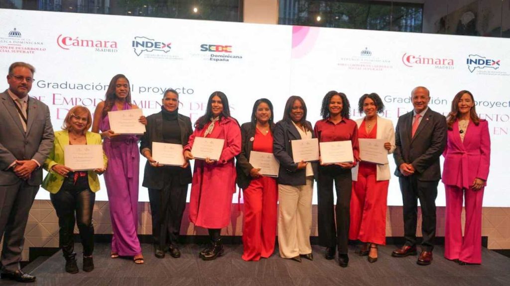 Desarrollo Social Supérate gradúa primera cohorte de Mujeres Superemprendedoras