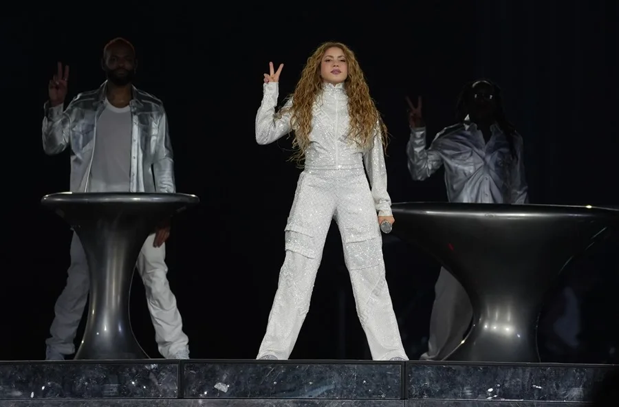 Billboard reconoce a Shakira como la artista latina más taquillera de la historia Shakira