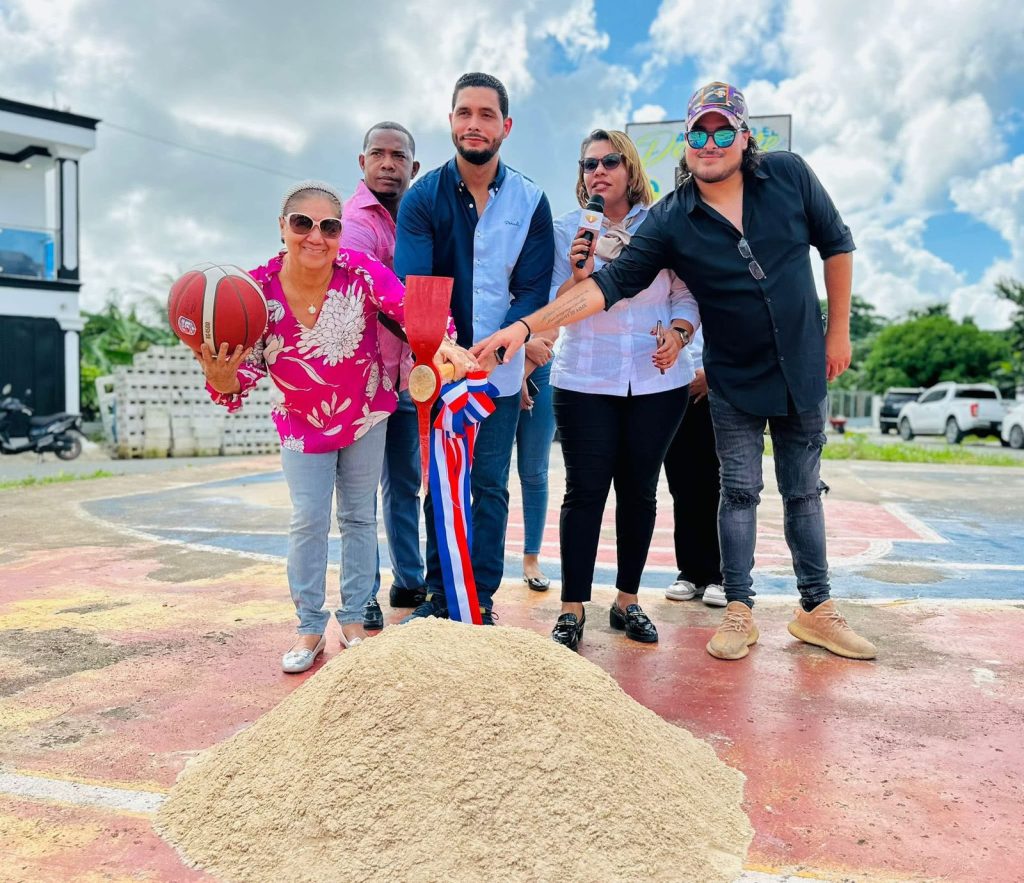 Alcalde “El Hijo del Pueblo” celebra su cumpleaños impulsando cuatro obras deportivas en La Otra Banda