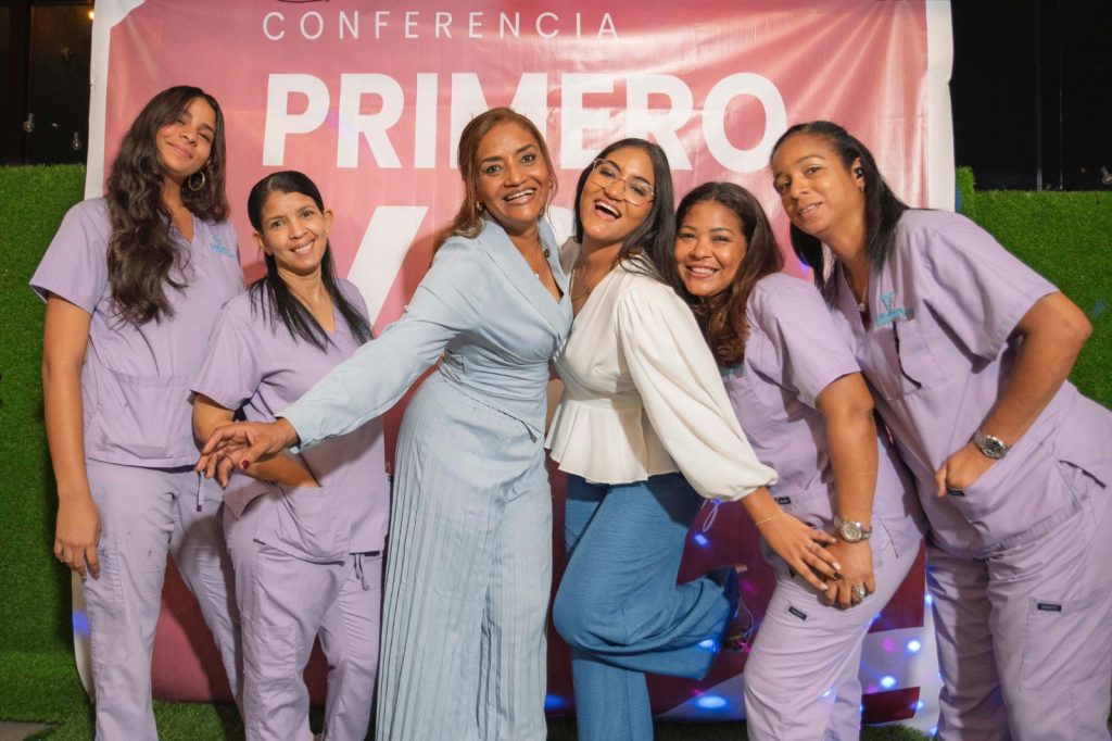 Vitalina Feliz inspira a mujeres con su conferencia “Primero Yo: el poder de elegirme, cuidarme y brillar”