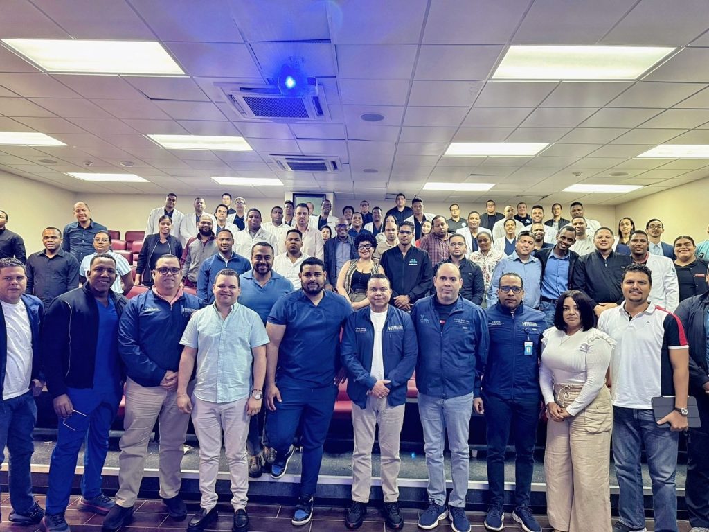 Destacan participación de más de 90 residentes y especialistas ortopédicos en encuentro académico