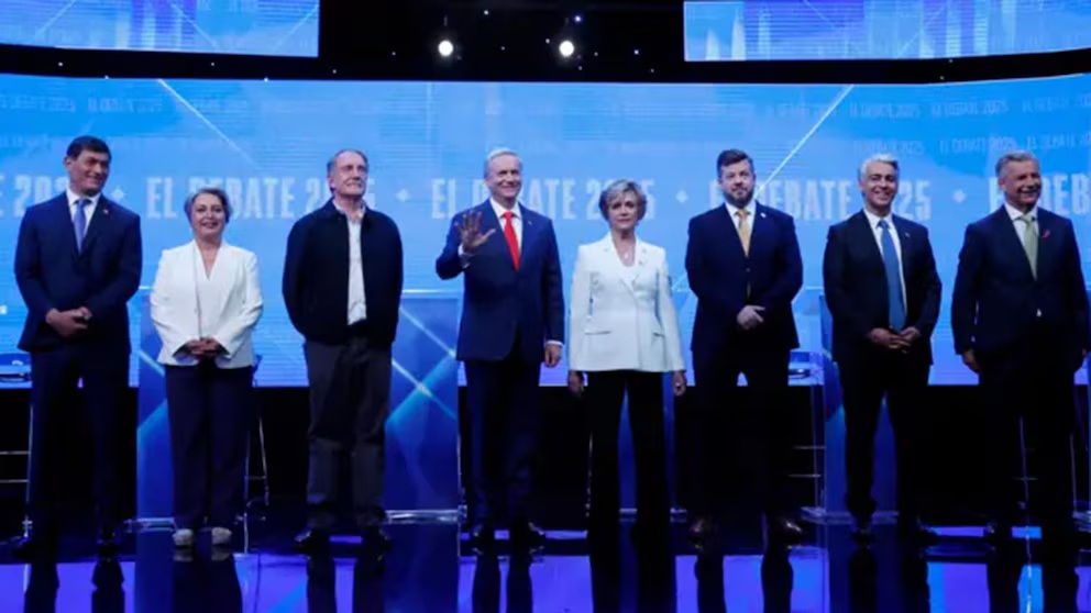 Para este domingo, ocho candidatos buscan la presidencia de Chile