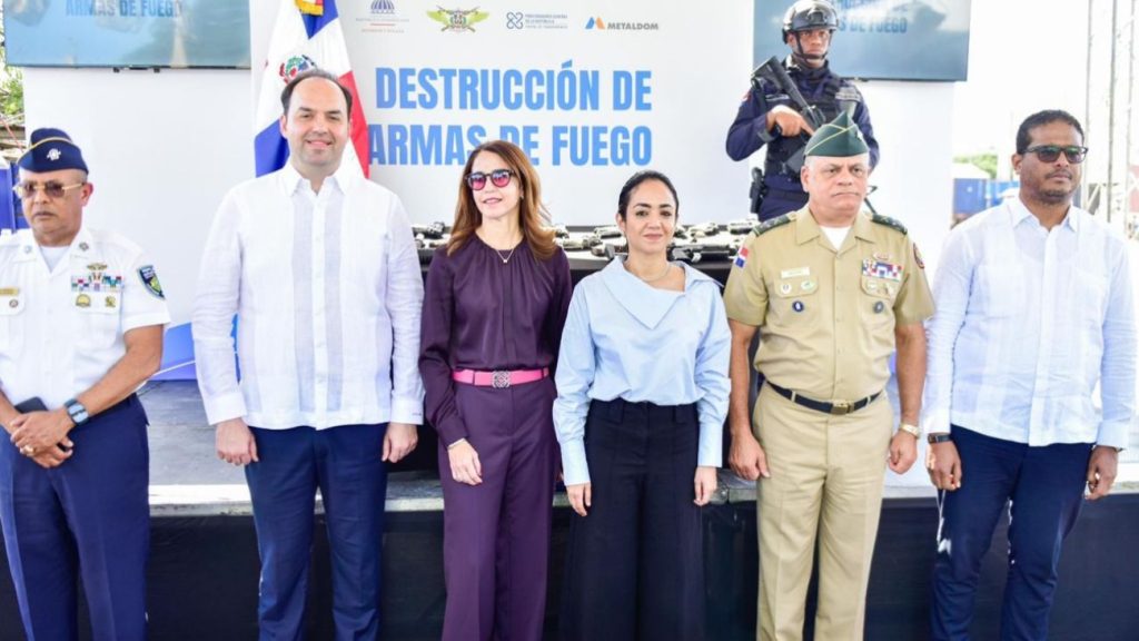 Interior y Policía, junto con Metaldom, destruyen armas de fuego incautadas Interior y Policía