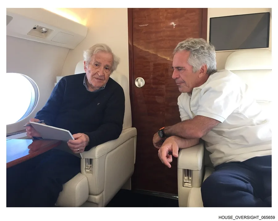 Los demócratas publican nuevas fotos del caso Jeffrey Epstein: Chomsky, pasaportes y mensajes Jeffrey Epstein