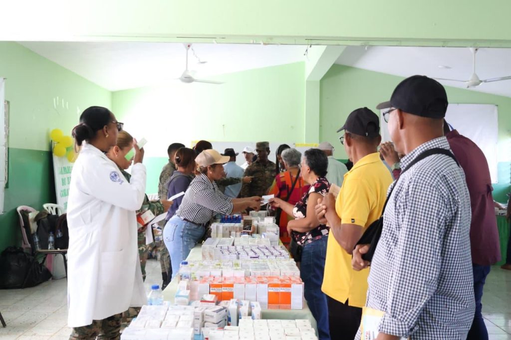 Desarrollo de la Comunidad y Ejército RD realizan jornada asistencial en San Juan