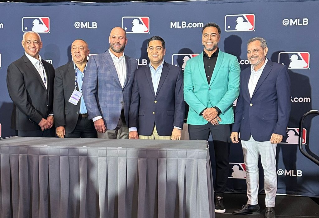 Ministro Kelvin Cruz: El Gobierno apoyará al equipo de RD en el Clásico Mundial de Béisbol