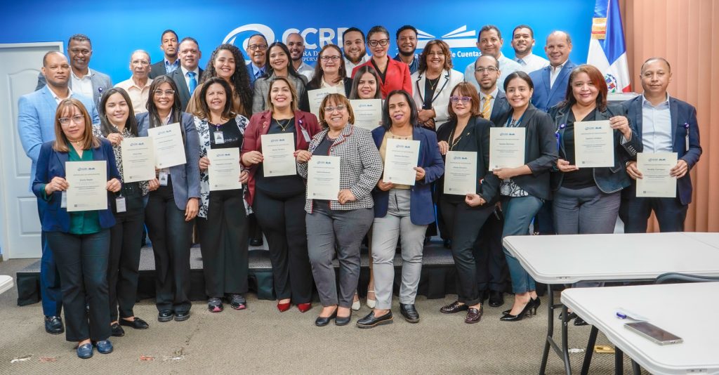 Cámara Cuentas capacita analistas en Presupuesto Público como parte programa fortalecimiento institucional