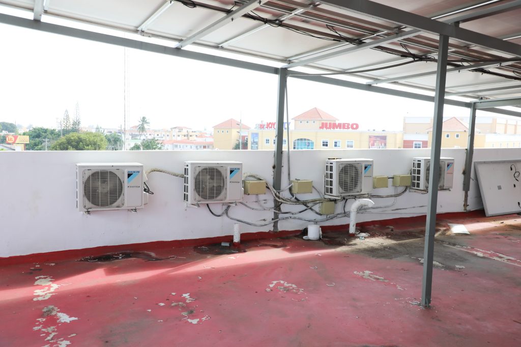 Pgase y Edeeste desmantelan fraude eléctrico millonario en hotel de San Pedro de Macorís