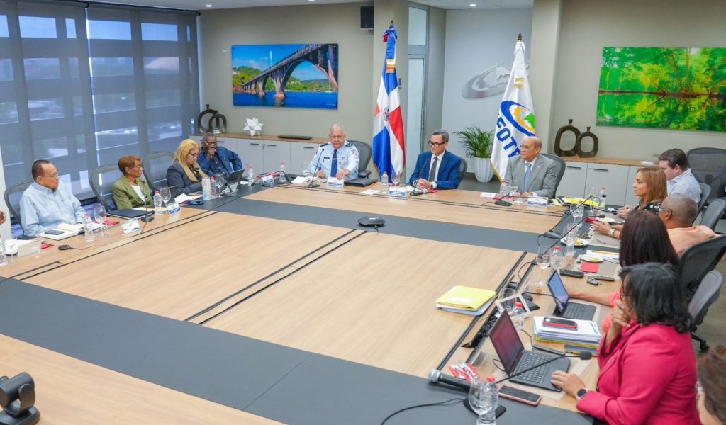 INFOTEP capacitará más de 918 mil personas y ampliará servicios a más de 5,600 empresas en 2026