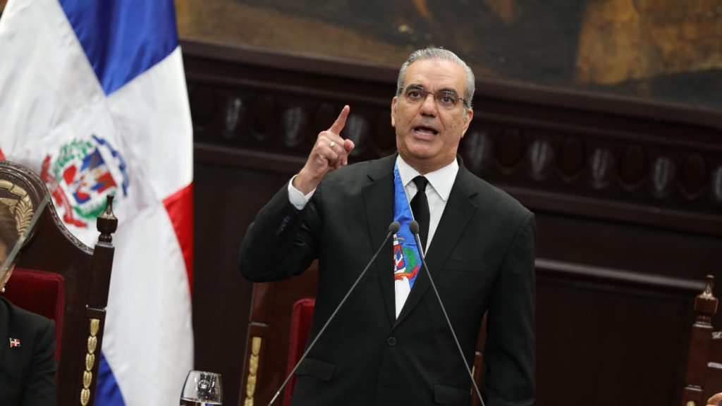 Caso SeNaSa sigue bajo la lupa: Abinader reafirma lucha implacable contra la corrupción Luis