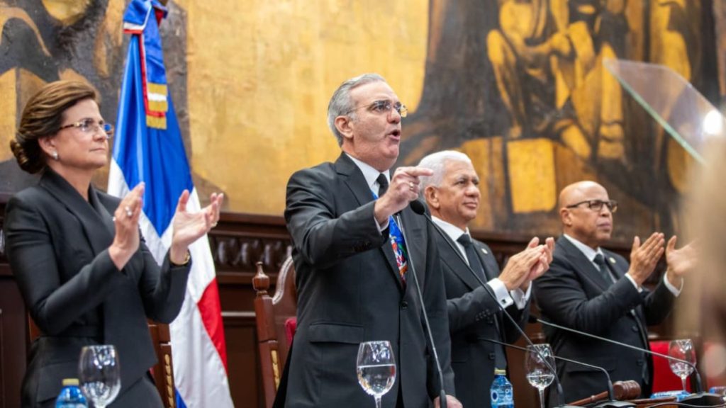 Abinader resalta histórica reducción de homicidios y consolidación del Sistema Nacional de Seguridad Ciudadana en 2025 homicidios