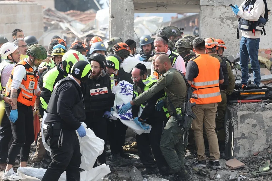 La respuesta de Irán tras la muerte de Jameneí deja 9 muertos en Israel, 3 en Emiratos y un herido en Omán Emiratos