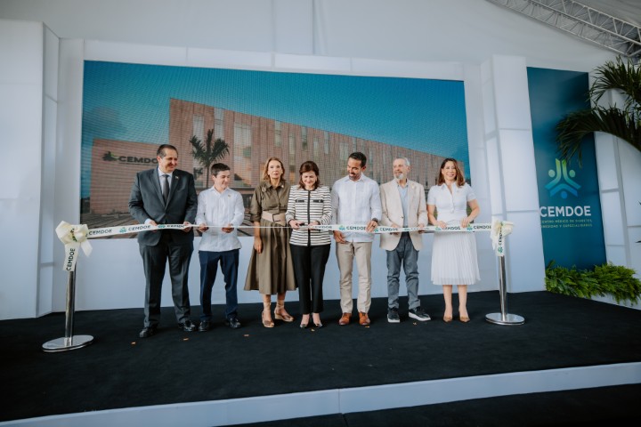CEMDOE inaugura oficialmente su etapa hospitalaria acompañado de autoridades del sector