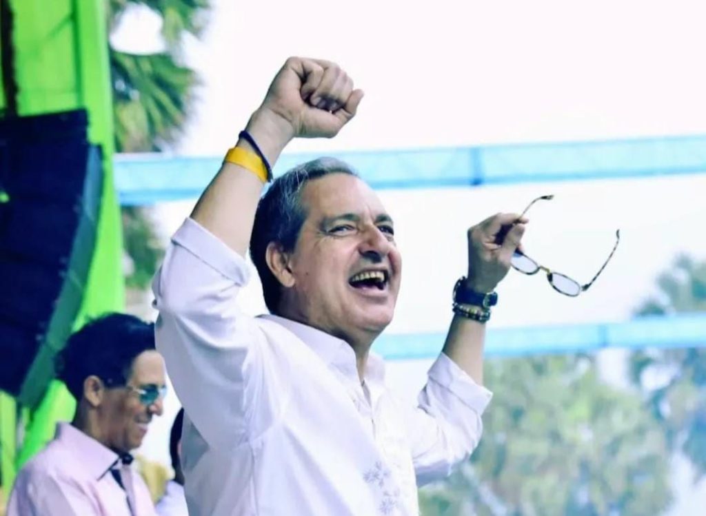 Pastor De Moya afirma “la poesía sirve para mejorar el mundo”