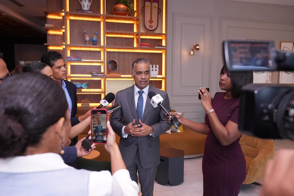 El ministro Joel Santos considera estratégico aprobación de la Ley de Eficiencia Energética