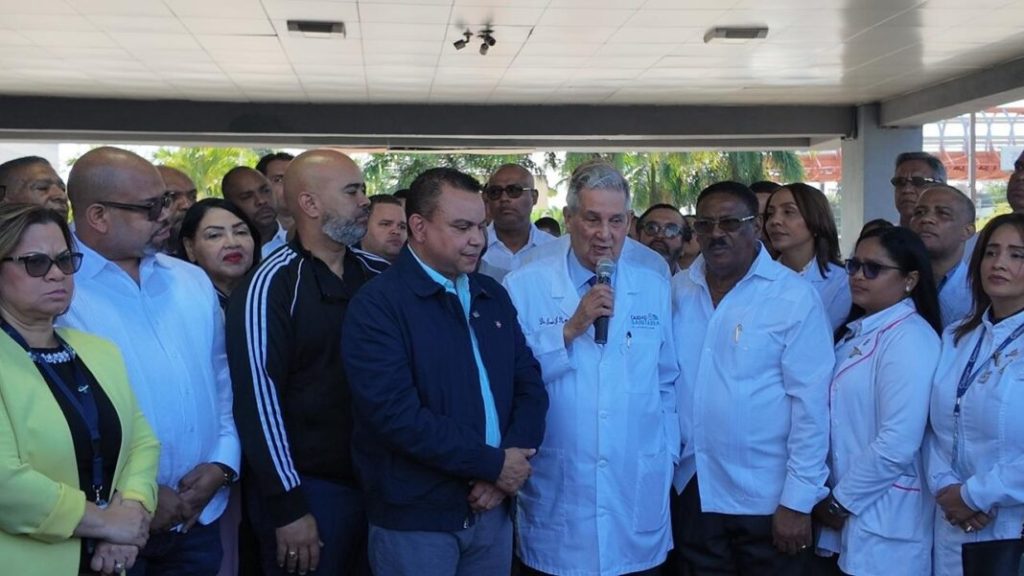 SNS garantiza red hospitalaria reforzada y llama a la prudencia durante Semana Santa