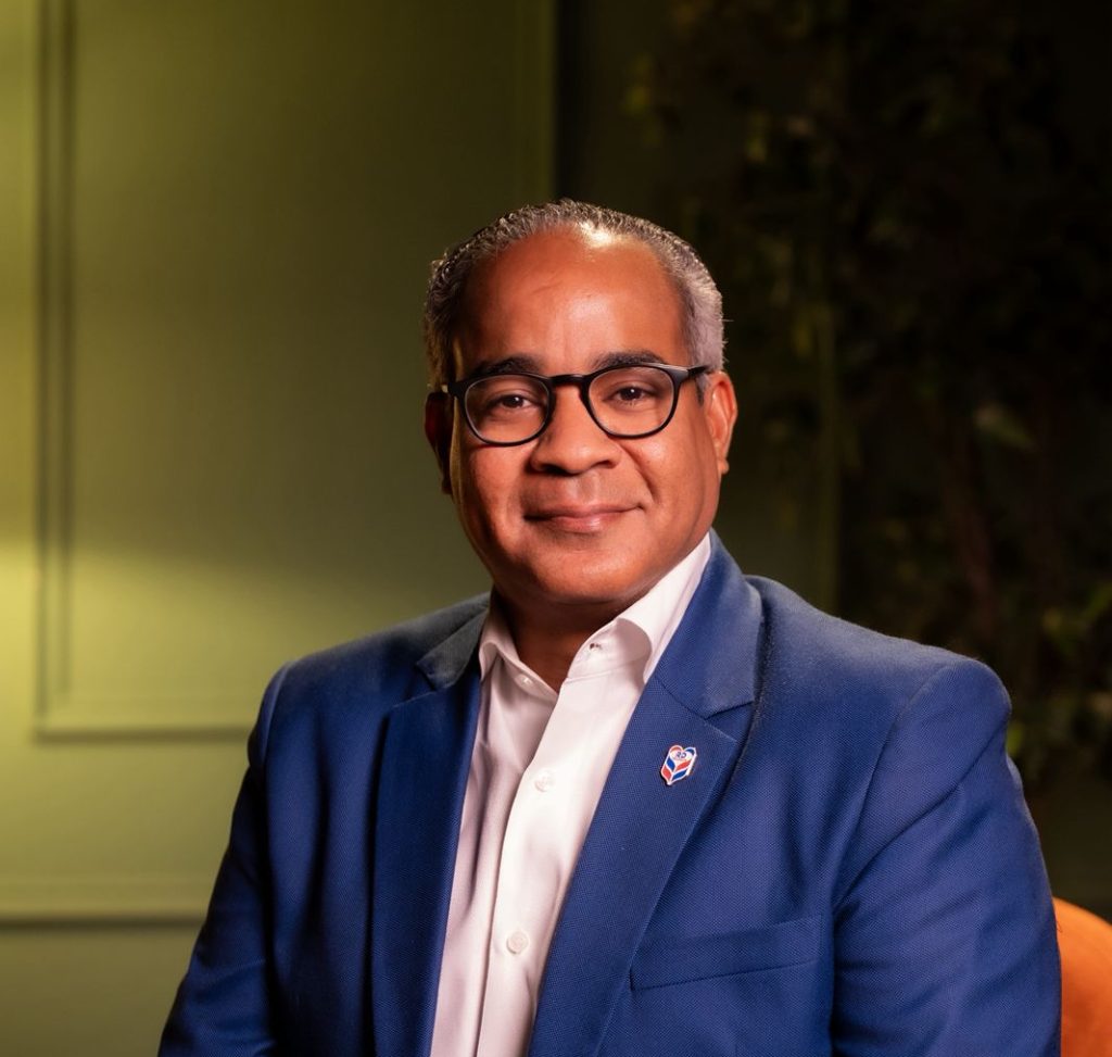 Hernani Aquino denuncia falta de fiscalización a fondos que reciben partidos políticos Hernani Aquino