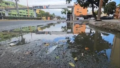 Moradores alrededores del Expreso V Centenario deploran mal estado de alcantarilla