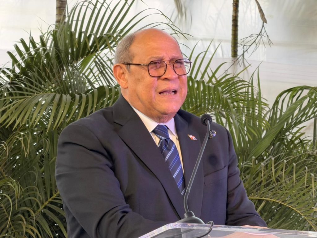 MESCyT explica proceso reforma educativa: primero modificarán las leyes y luego la transformación del sistema