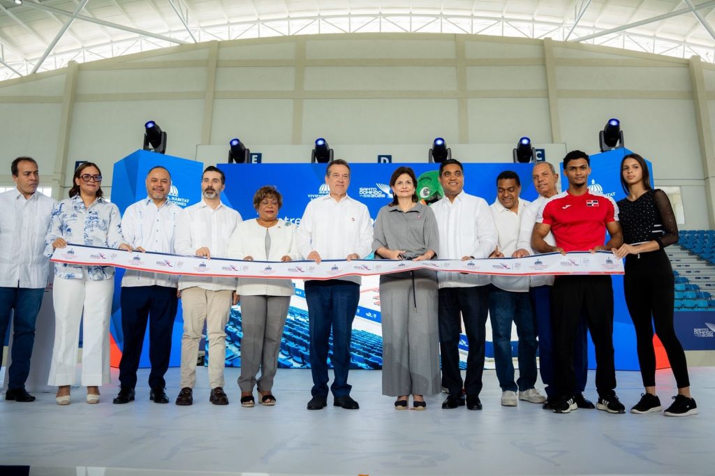 Ministro Ito Bisonó entrega Pabellón de Gimnasia listo para JCC Santo Domingo 2026