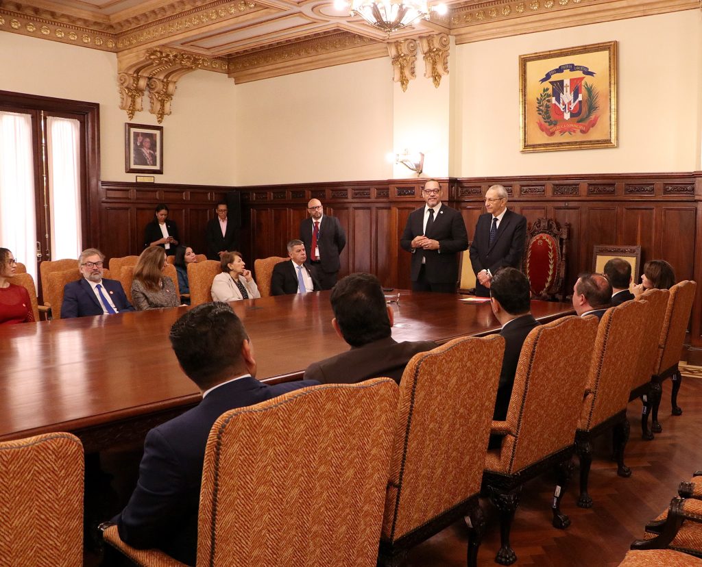 directores y representantes