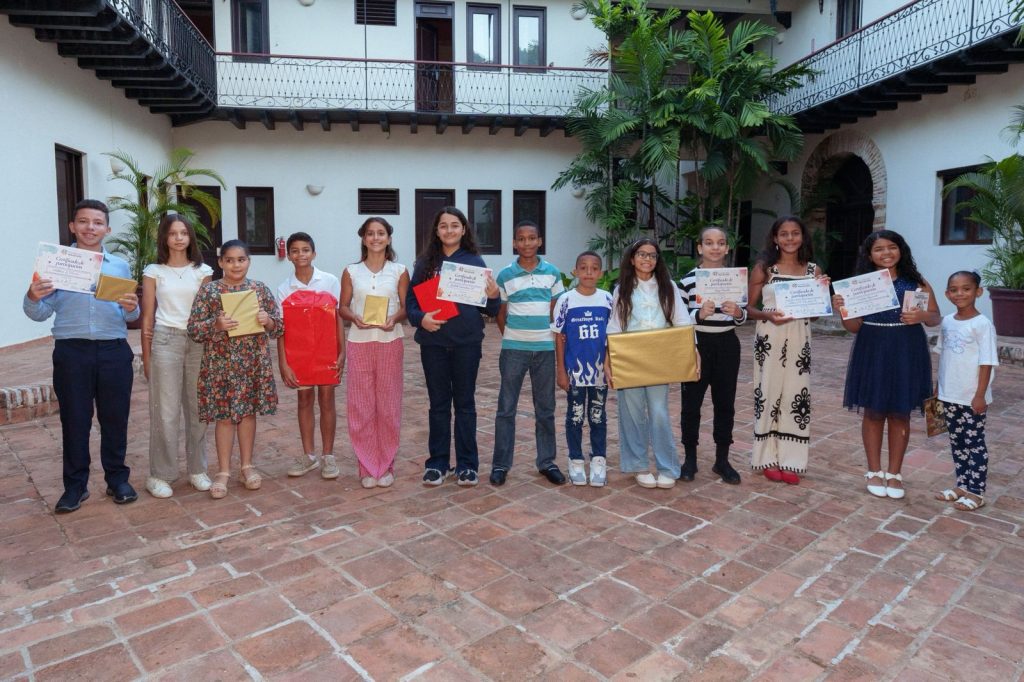 Fundación Macarrulla reafirma su compromiso con la lectura y la creatividad infantil con el concurso “Ilustremos un cuento” Fundación Macarrulla