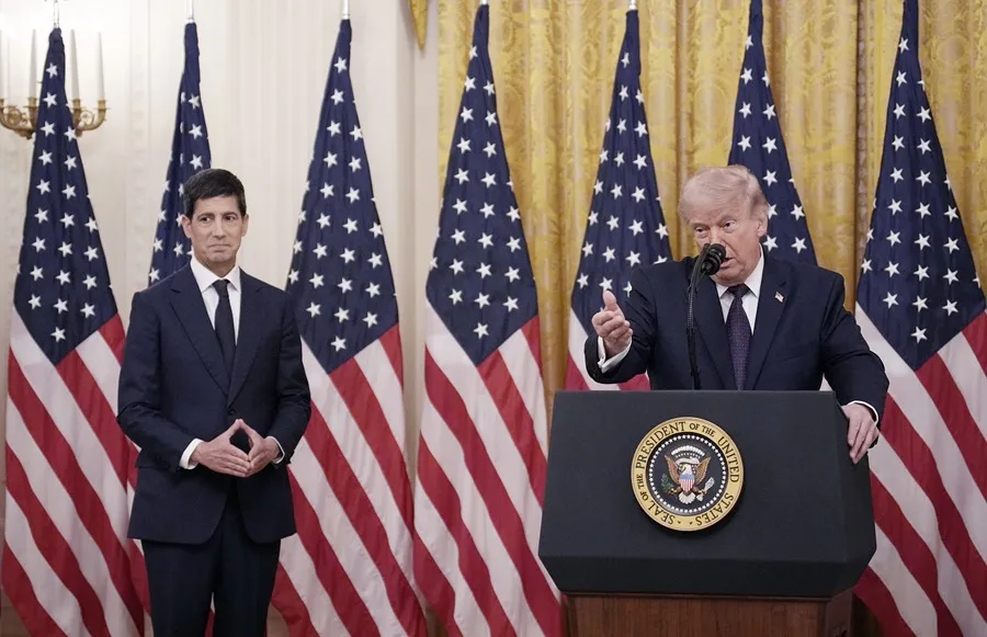 Kevin Warsh asume ante Trump como presidente de una Reserva Federal «totalmente independiente» Kevin Warsh