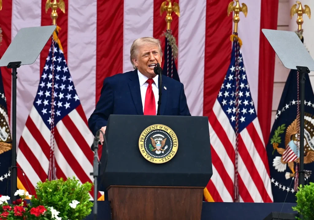 Trump afirma que las negociaciones con Irán «avanzan favorablemente» Trump