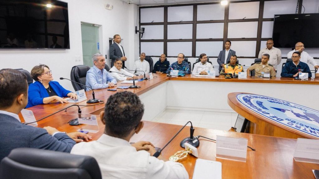 Abinader: Gobierno actuará como una sola estructura para garantizar una respuesta efectiva ante temporada ciclónica Abinader