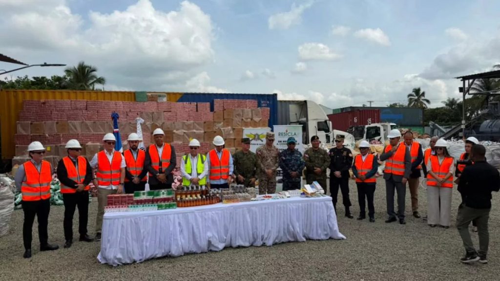 Gobierno destruye mercancías ilegales