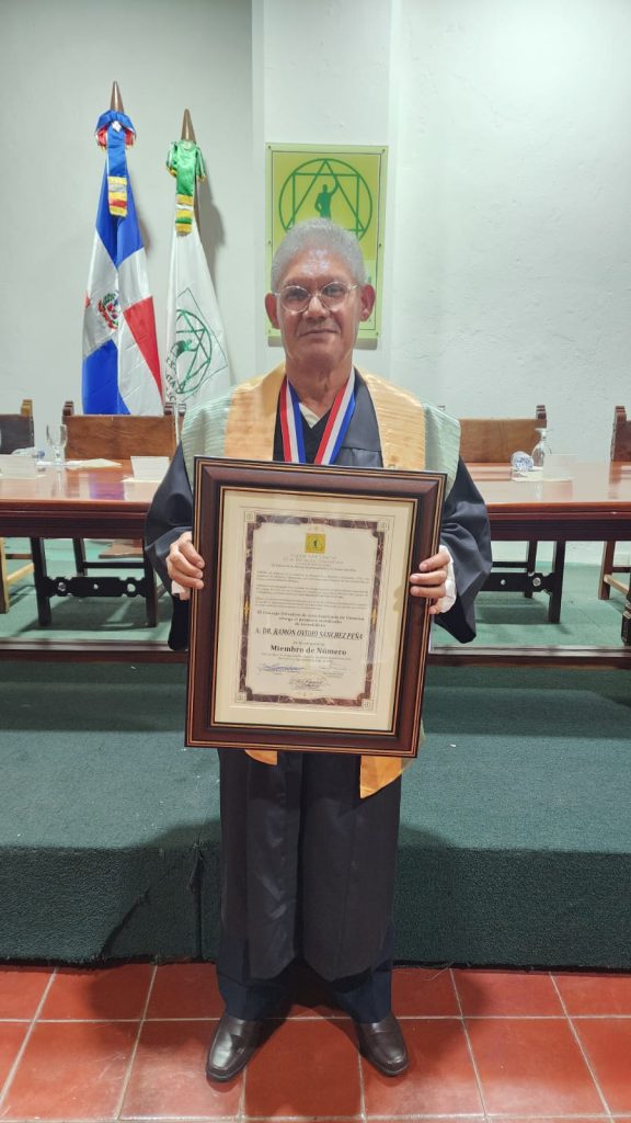 Biólogo dominicano advierte que miles de áreas protegidas carecen de evaluaciones de efectividad Dr. Ramón Ovidio Sánchez Peña