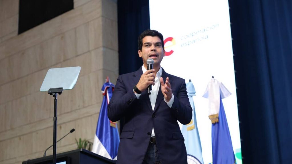 Director ejecutivo del Inapa destaca impacto del saneamiento del arroyo Gurabo durante LatinoSan2026 Inapa