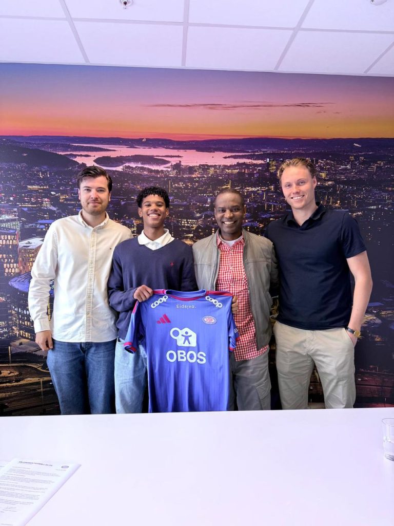 Jancarlos Ramírez : primer dominicano nacido en RD que firma contrato profesional con un club europeo a los 15 años Jancarlos Ramírez