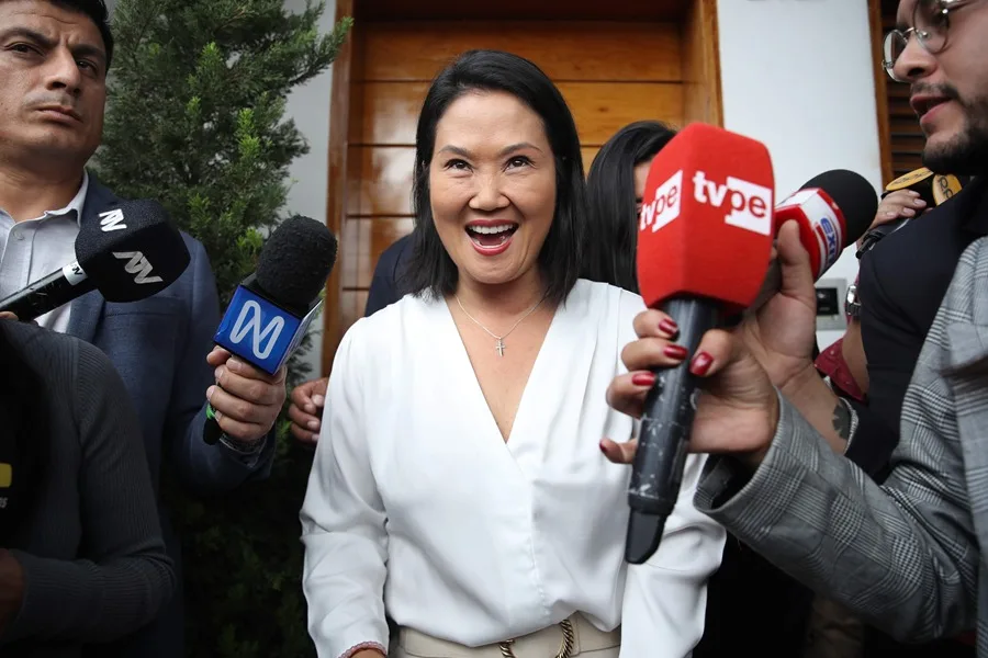 Fujimori ya se siente ganadora en Perú, pero Sánchez quiere anular la votación en el exterior Keiko Fujimori