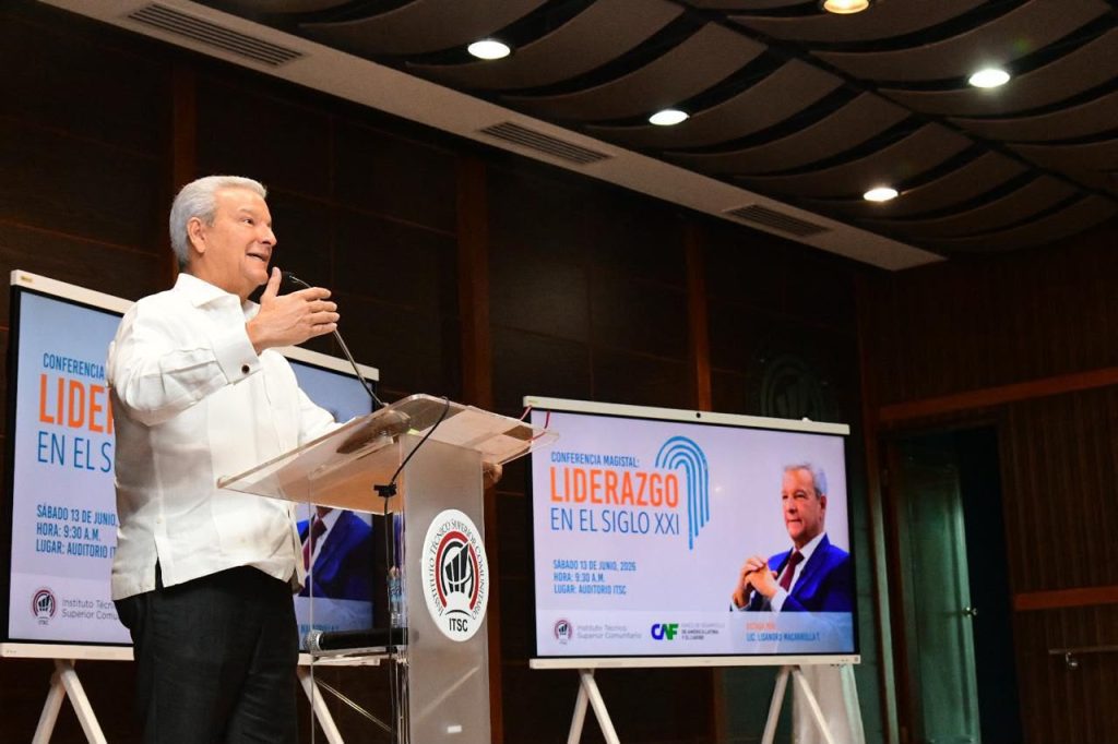 Lisandro Macarrulla afirma que el liderazgo del siglo XXI exige integridad, innovación y servicio a los demás Lisandro Macarrulla