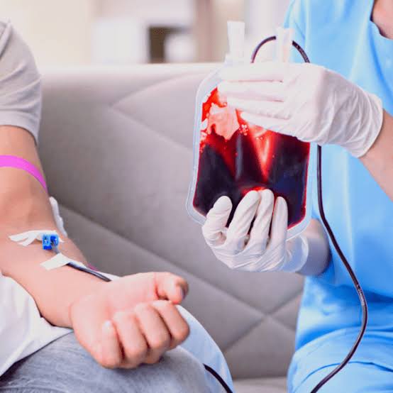 Transfusiones de sangre en casa: una alternativa que reduce traslados y mejora la calidad de vida de pacientes crónicos