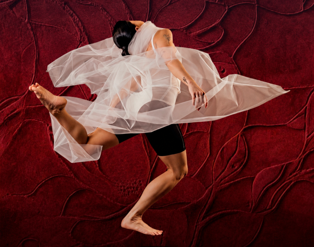 Compañía Nacional de Danza Contemporánea llega a la Sala Manuel Rueda con el encanto de “Carmesí”