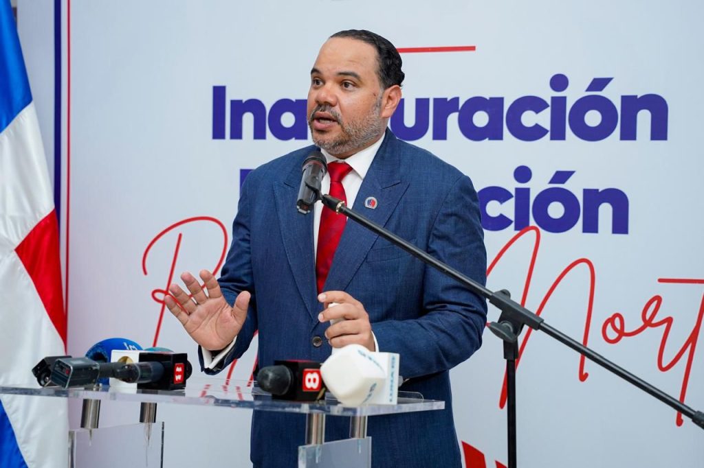 Defensor del Pueblo pone en funcionamiento primera delegación regional en Santiago de los Caballeros Defensor del Pueblo