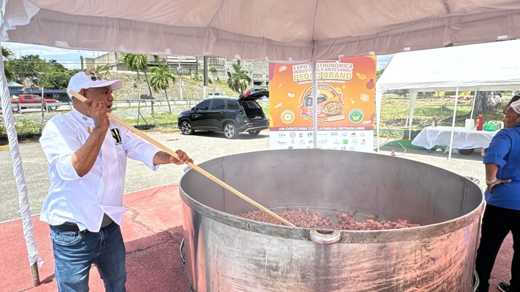 Celebran “El Gran Caldero de Pedro Brand” para promover la gastronomía local y el emprendimiento El Gran Caldero de Pedro Brand